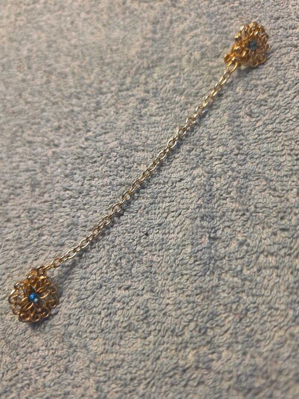 Vtg 1950s Gold Tone Filigree Flower Sweater Guard Clip Blue Rhinestone Cardigan